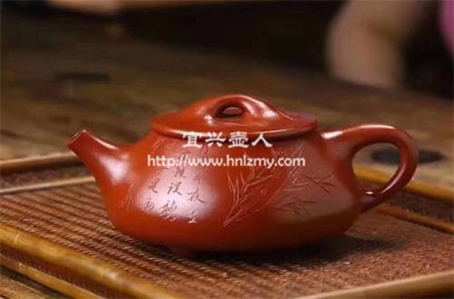 紫砂壺價(jià)格相差大正常嗎