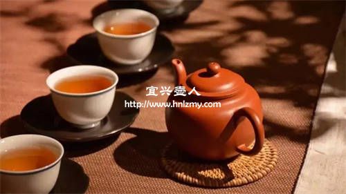 用假紫砂壺泡茶有什么危害
