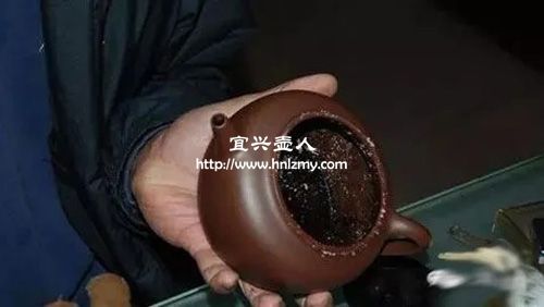 長時間沒使用的紫砂壺發(fā)霉了怎么辦