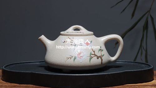 用彩繪掩飾瑕疵的紫砂壺有收藏價值嗎