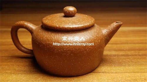 紫砂壺調砂泥是不是加了化工原料1