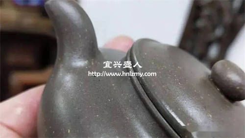 有鐵質的紫砂壺是不是正宗的泥料