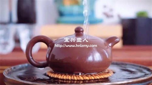 紫砂壺開(kāi)壺用冷水好還是熱水好