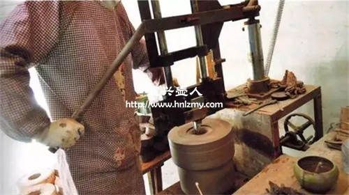 機械做的紫砂壺內部紋理是什么