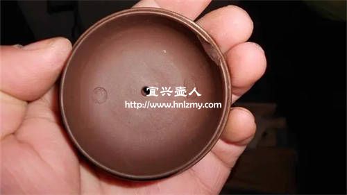 紫砂壺壺蓋里有一圈一圈紋路是手工壺嗎