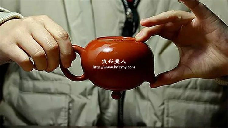 紫砂壺倒立不掉蓋主要是看內部壓力差大小