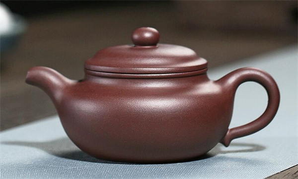 施小馬的紫砂壺多少錢