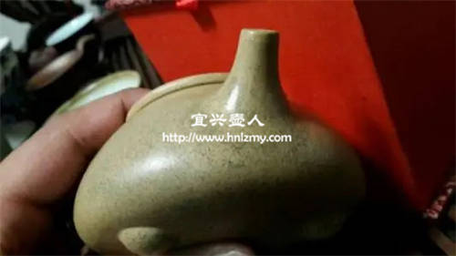 紫砂壺吐黑一定就是真紫砂嗎