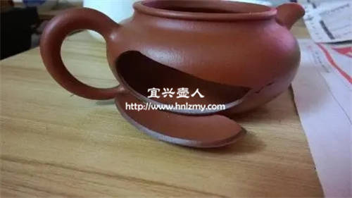 冬天不溫壺容易導致紫砂壺炸裂