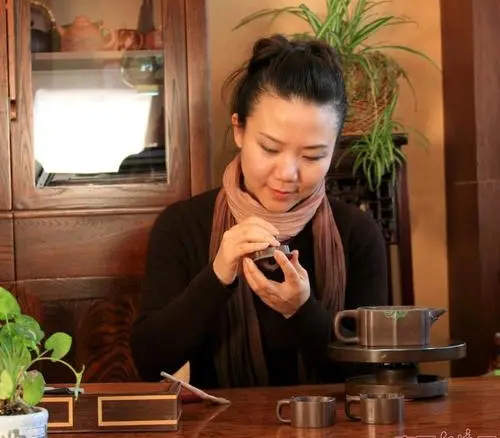 紫砂壺朱丹簡介