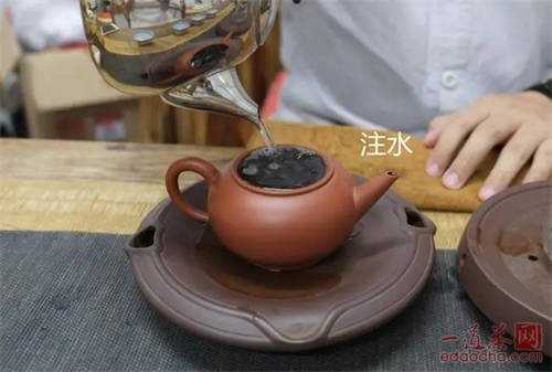 半手工紫砂壺泡茶