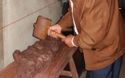 紫砂陳腐是什么意思