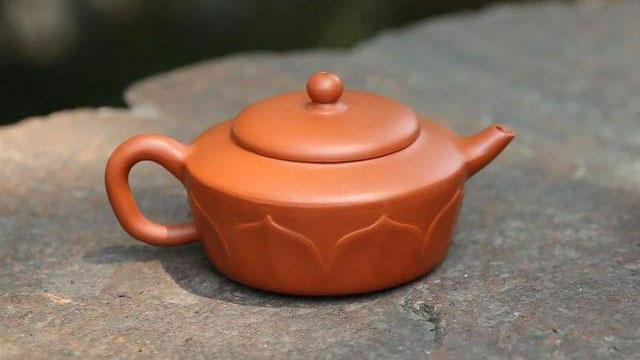 紫砂朱泥壺的圖片展示
